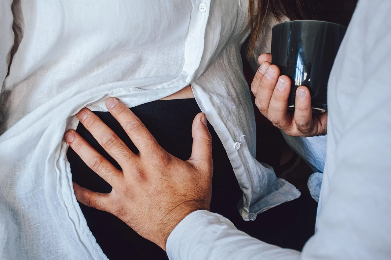 ce se intampla daca copilul inghite lichid la nastere